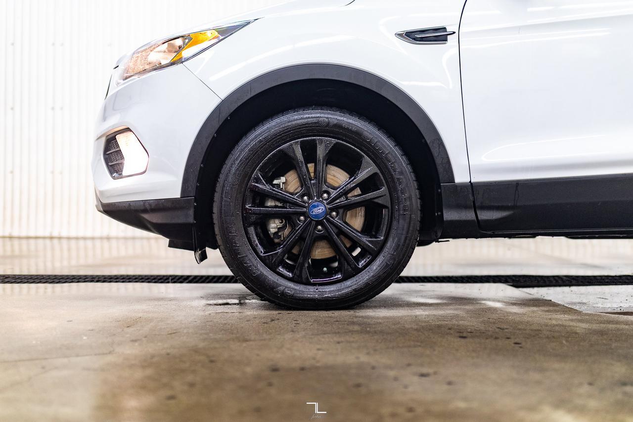 2018 Ford Escape AWD SE PSeat BCam Red Deer AB