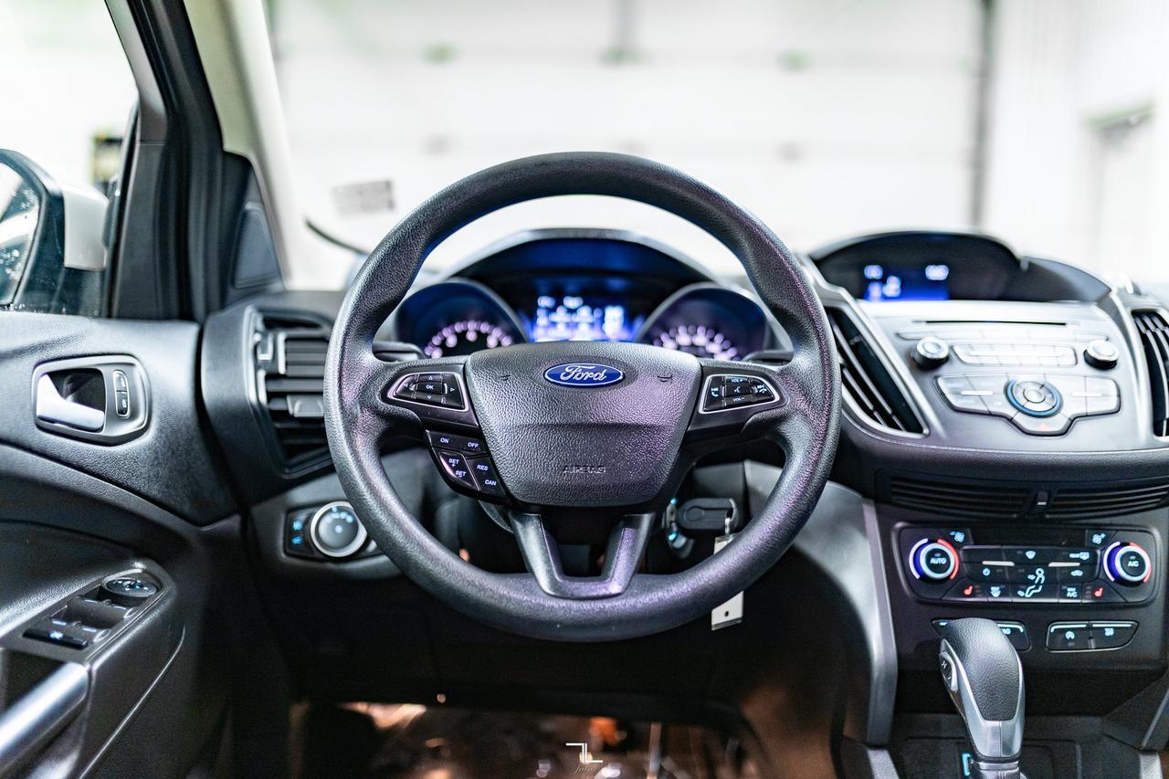 2018 Ford Escape AWD SE PSeat BCam Red Deer AB