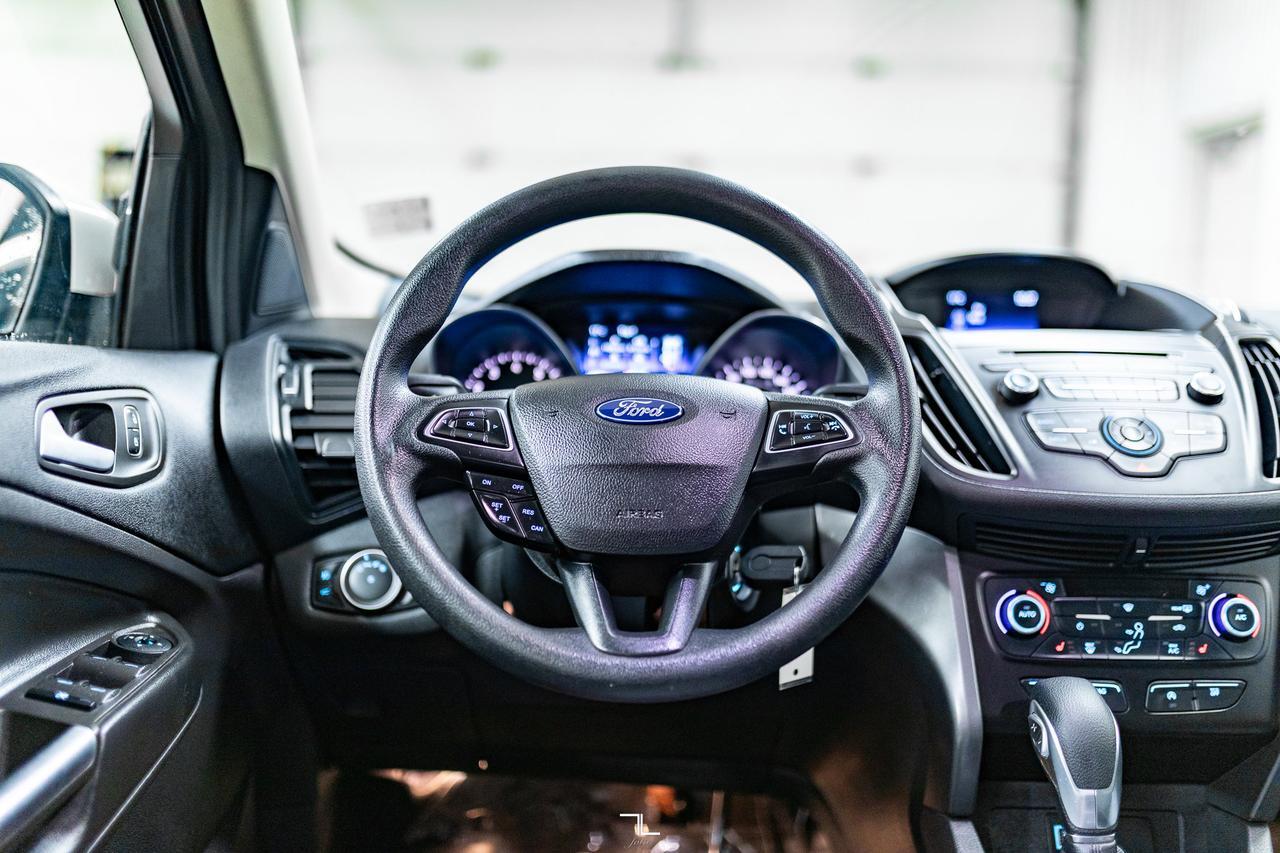 2018 Ford Escape AWD SE PSeat BCam Red Deer AB