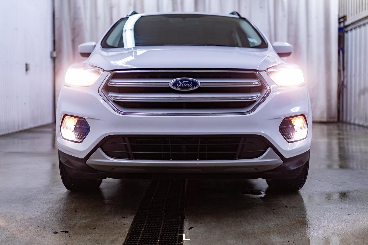 2018 Ford Escape AWD SE PSeat BCam Red Deer AB
