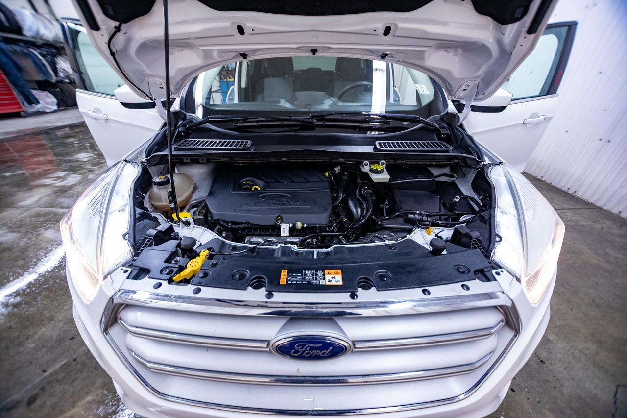 2018 Ford Escape AWD SE PSeat BCam Red Deer AB