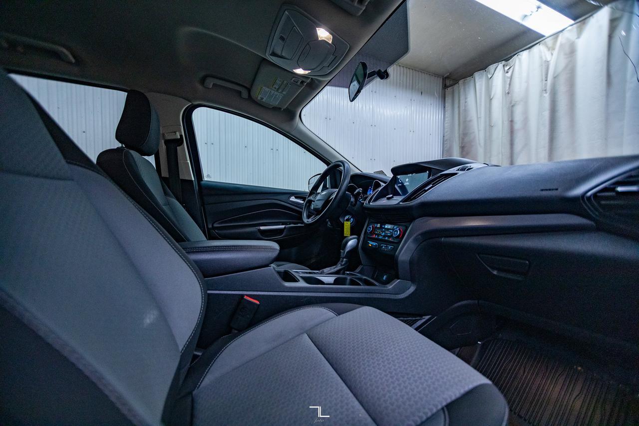 2018 Ford Escape AWD SE PSeat BCam Red Deer AB