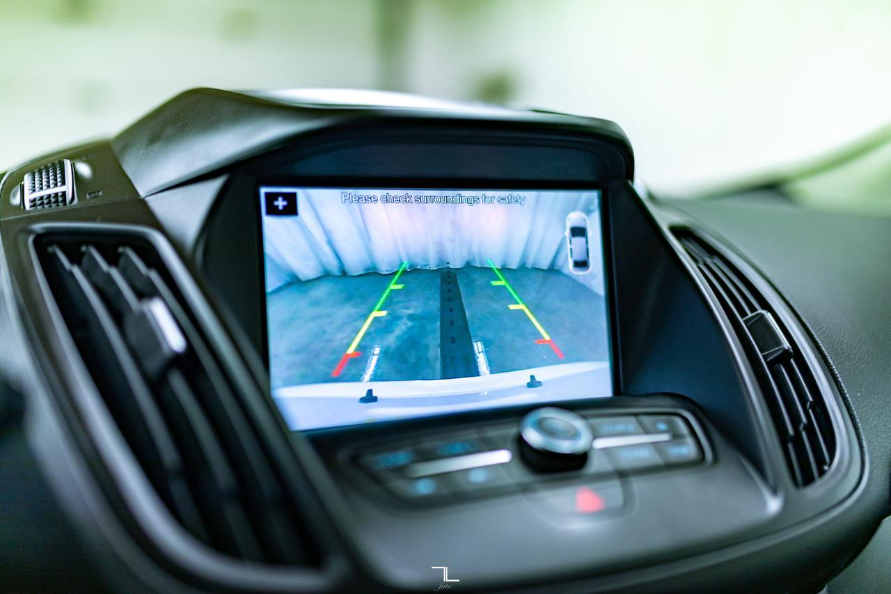 2018 Ford Escape AWD SE PSeat BCam Red Deer AB