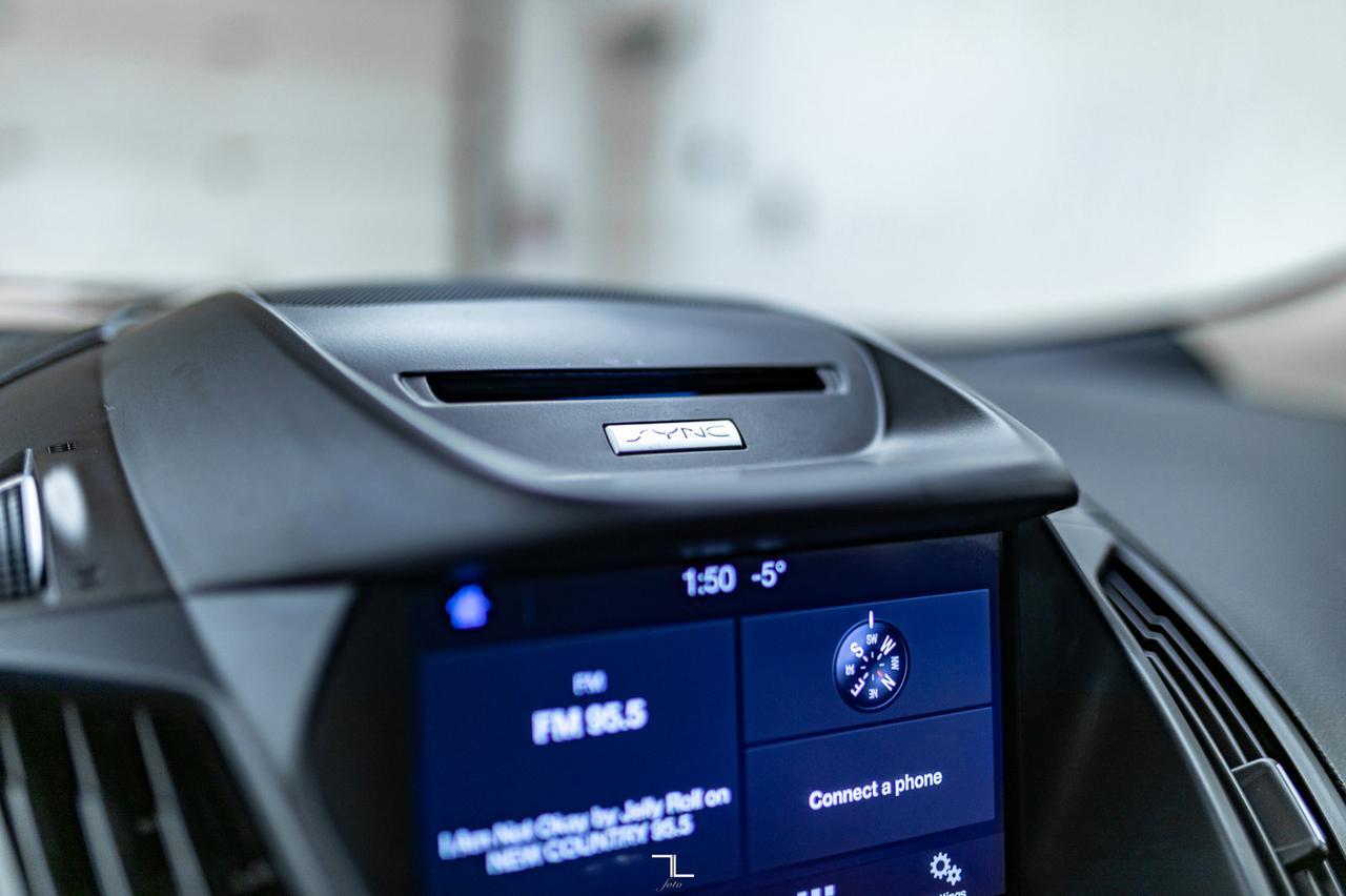 2018 Ford Escape AWD SEL Leather BCam Red Deer AB