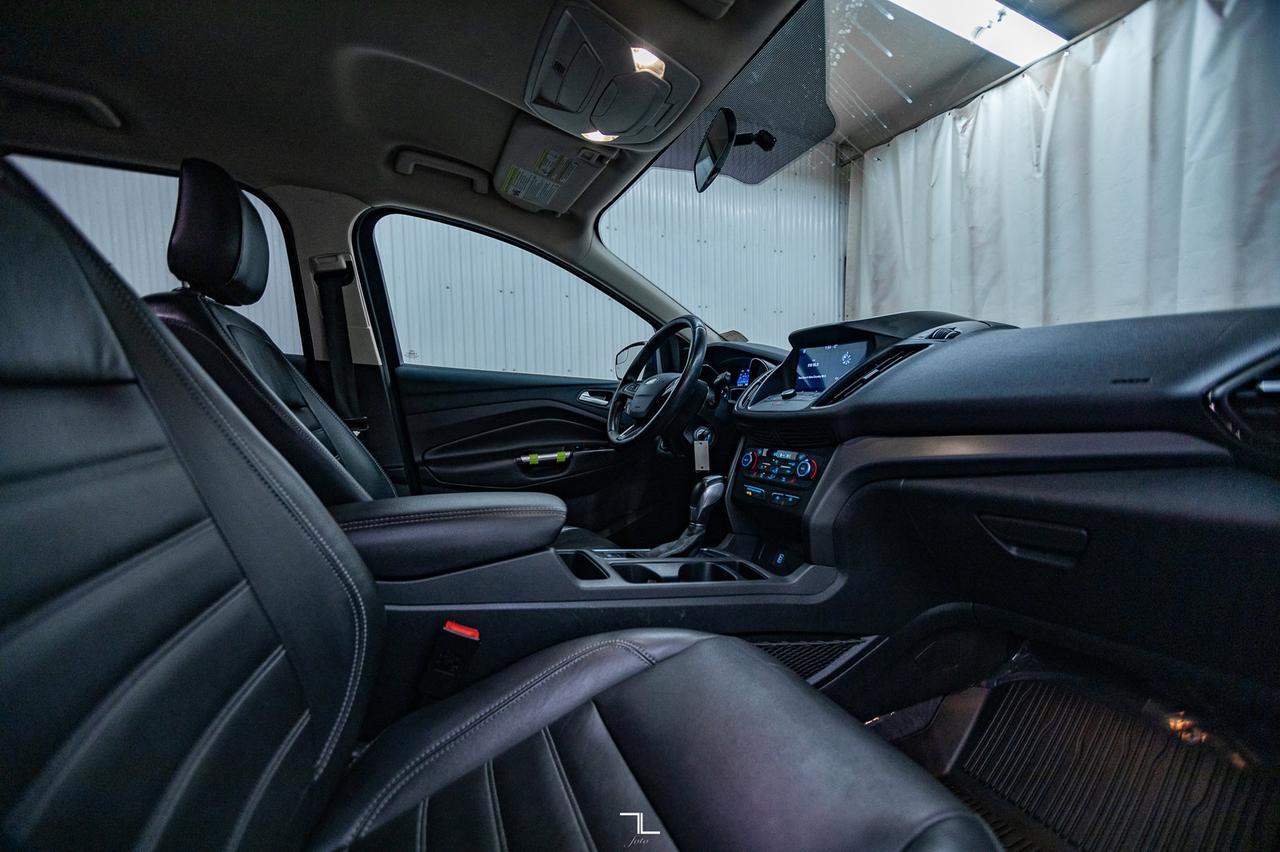 2018 Ford Escape AWD SEL Leather BCam Red Deer AB