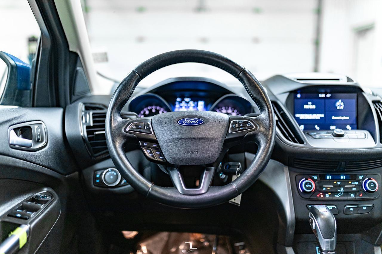 2018 Ford Escape AWD SEL Leather BCam Red Deer AB