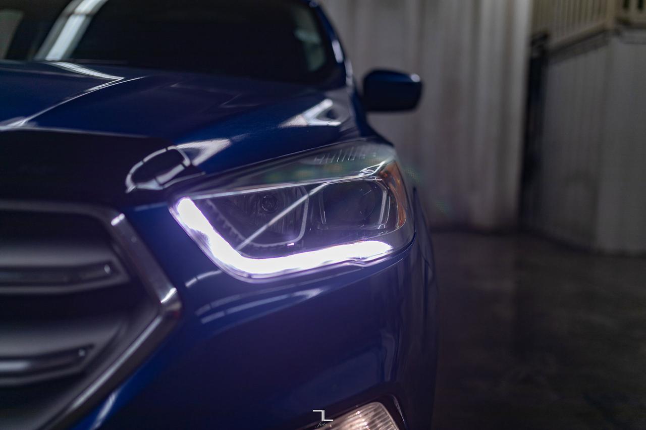 2018 Ford Escape AWD SEL Leather Roof Nav BCam Red Deer AB