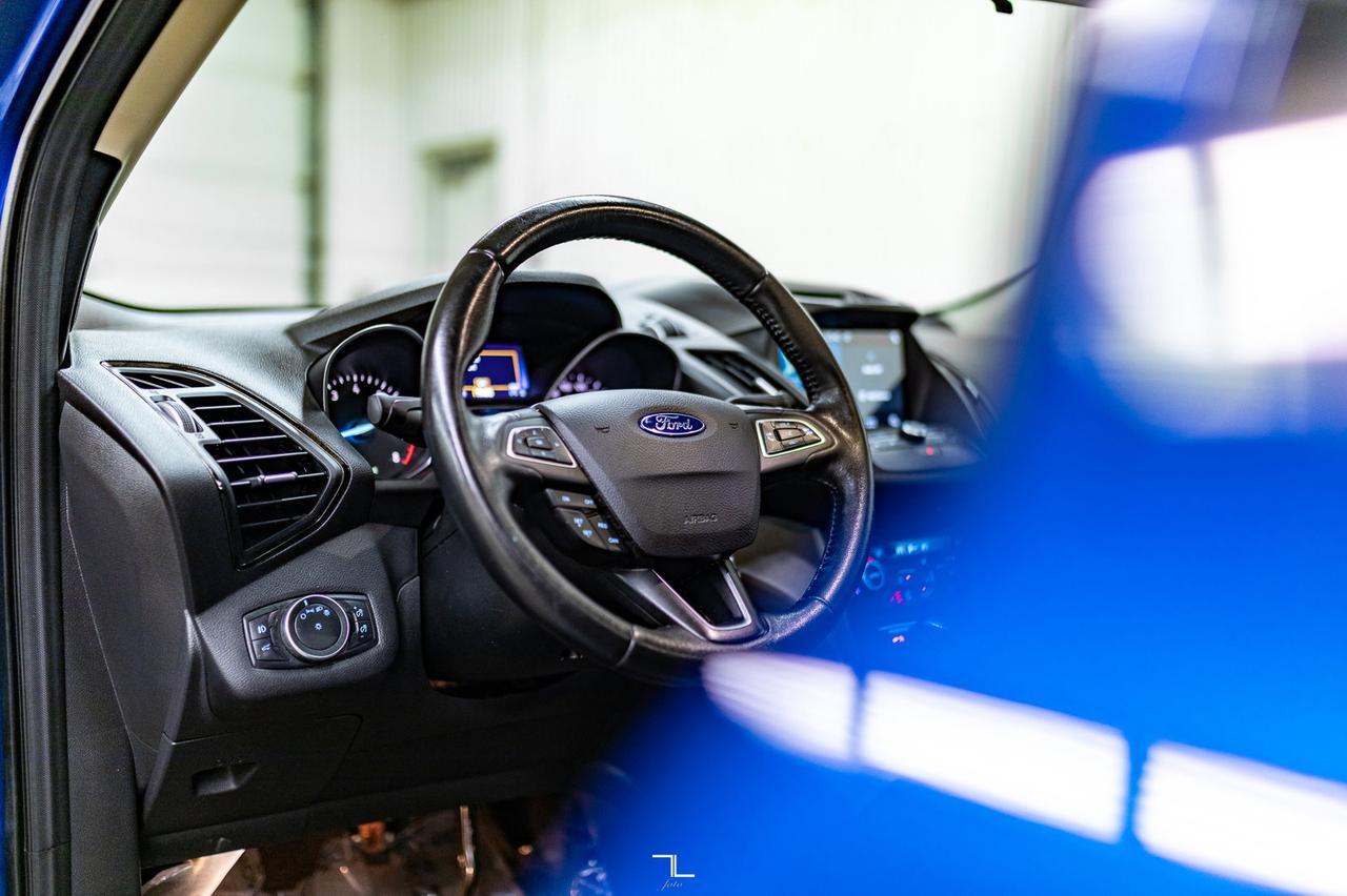 2018 Ford Escape AWD SEL Leather Roof Nav BCam Red Deer AB