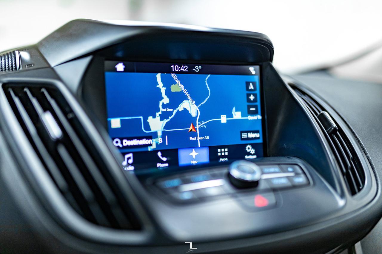 2018 Ford Escape AWD SEL Leather Roof Nav BCam Red Deer AB