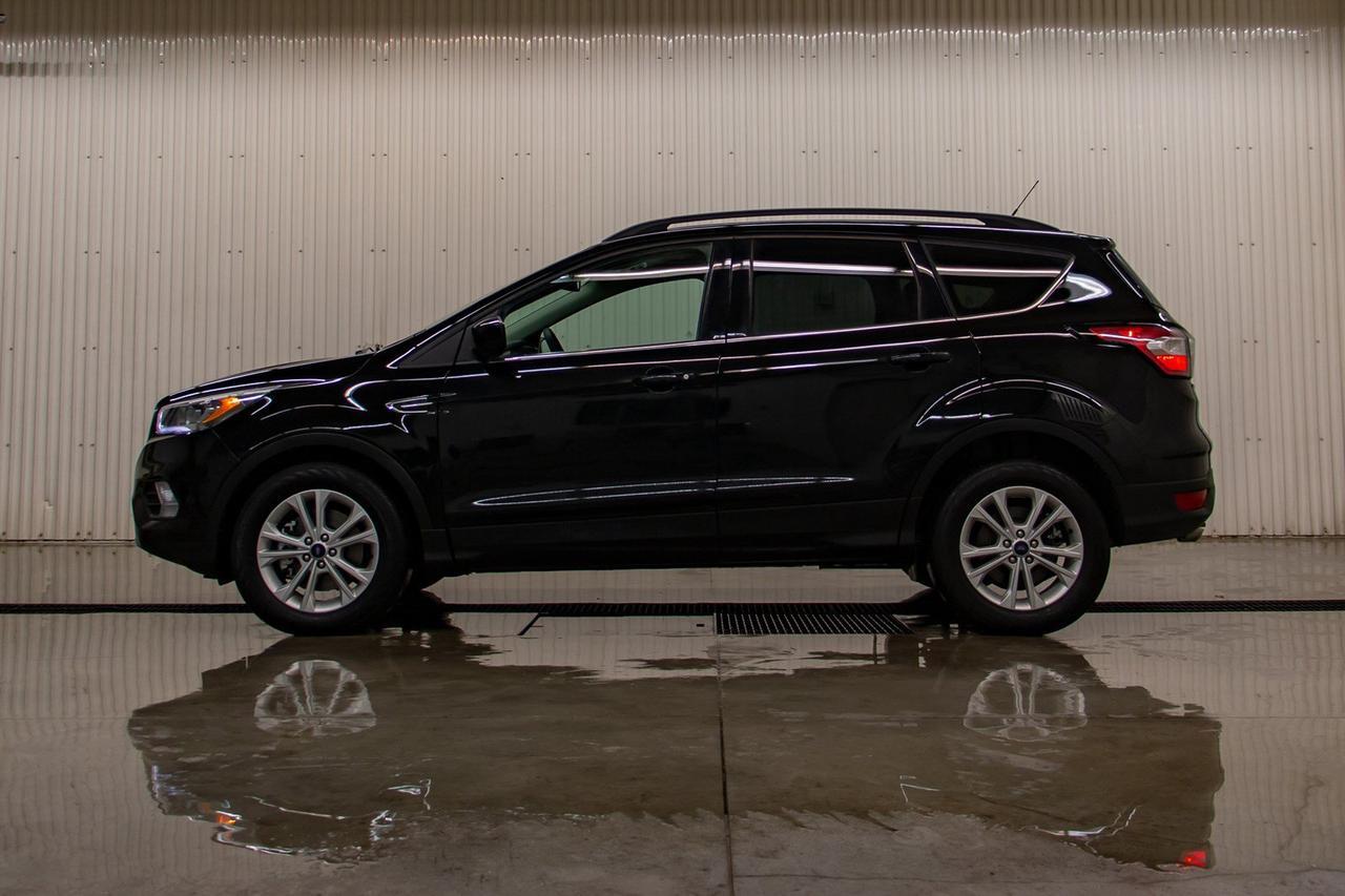 2018 Ford Escape AWD SEL Leather Roof Nav Red Deer AB