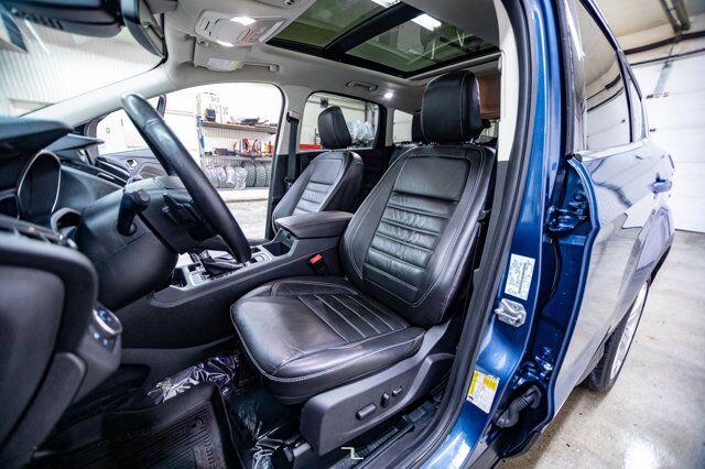 2018 Ford Escape AWD Titanium Leather Roof Nav BCam Red Deer AB