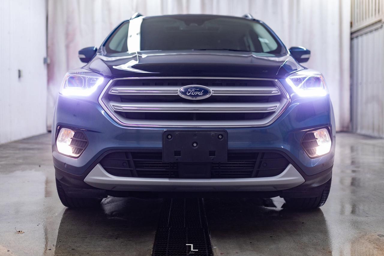 2018 Ford Escape AWD Titanium Leather Roof Nav BCam Red Deer AB