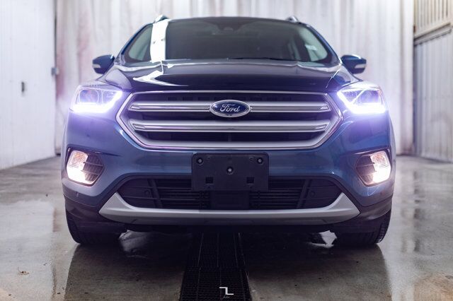 2018 Ford Escape AWD Titanium Leather Roof Nav BCam Red Deer AB