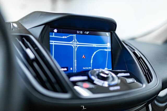 2018 Ford Escape AWD Titanium Leather Roof Nav BCam Red Deer AB