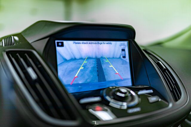 2018 Ford Escape AWD Titanium Leather Roof Nav BCam Red Deer AB