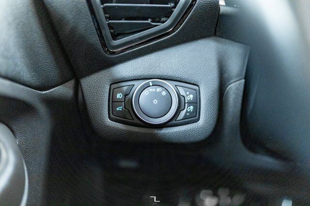 2018 Ford Escape AWD Titanium Leather Roof Nav BCam Red Deer AB