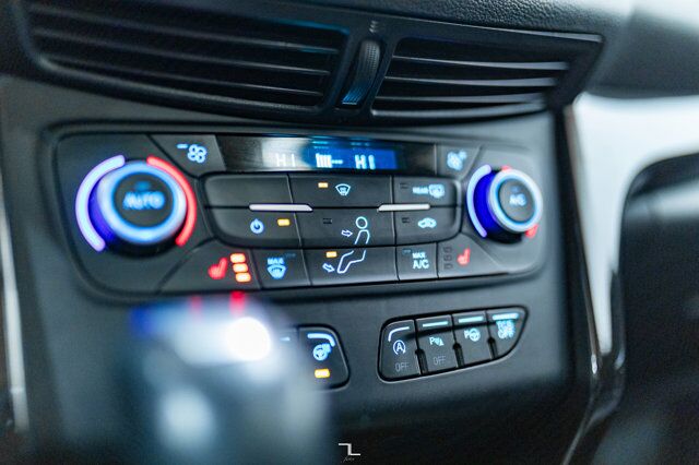 2018 Ford Escape AWD Titanium Leather Roof Nav BCam Red Deer AB