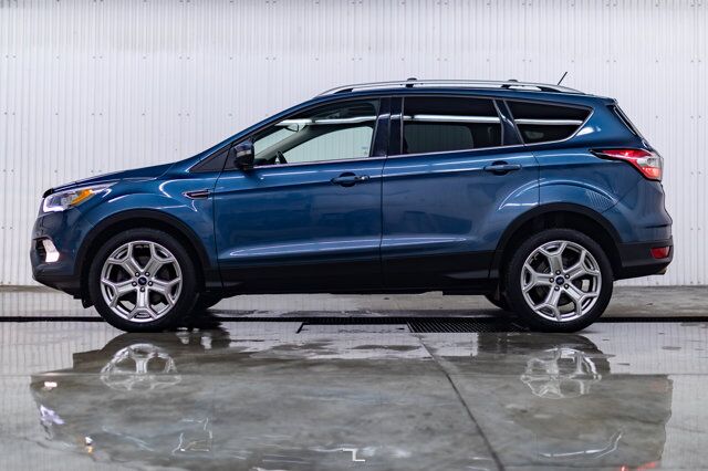 2018 Ford Escape AWD Titanium Leather Roof Nav BCam Red Deer AB