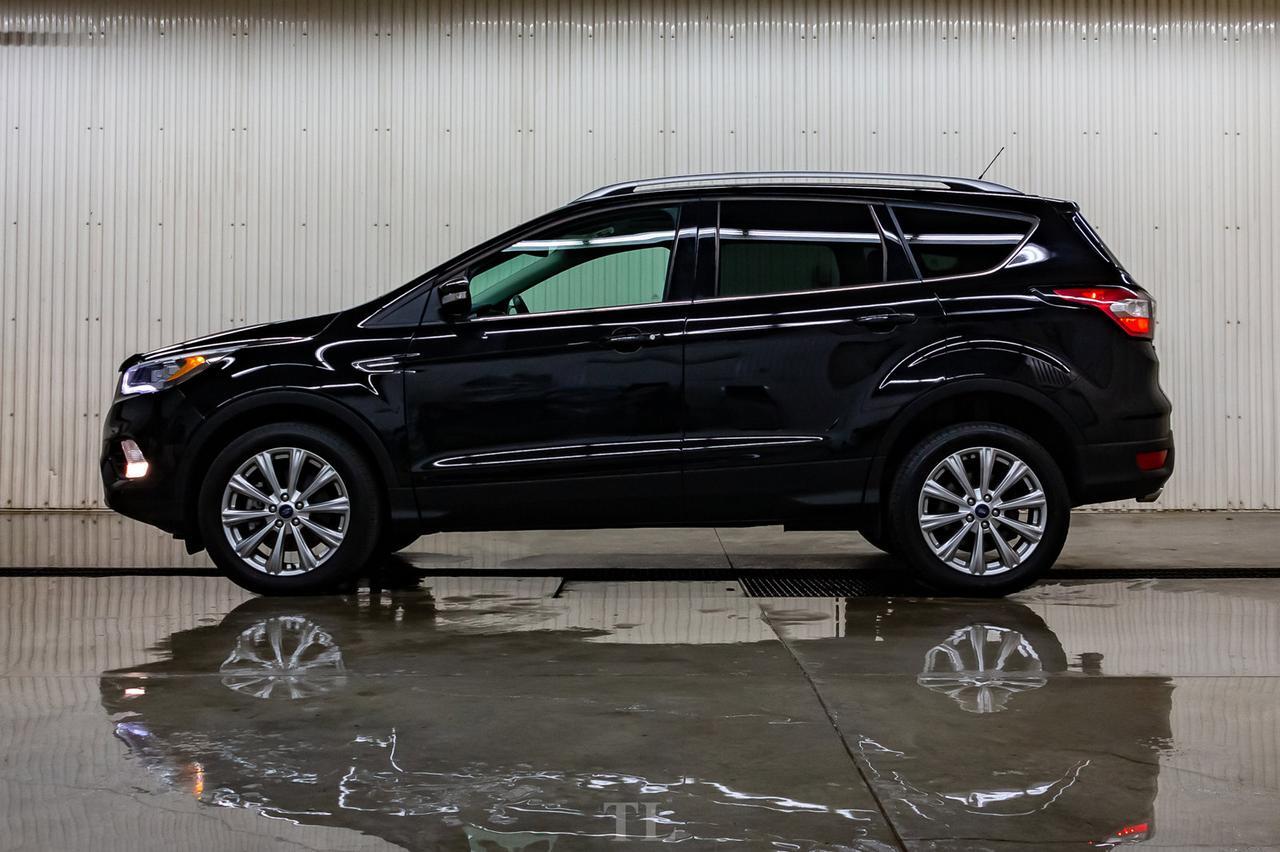2018 Ford Escape AWD Titanium Leather Roof Nav BCam Red Deer AB