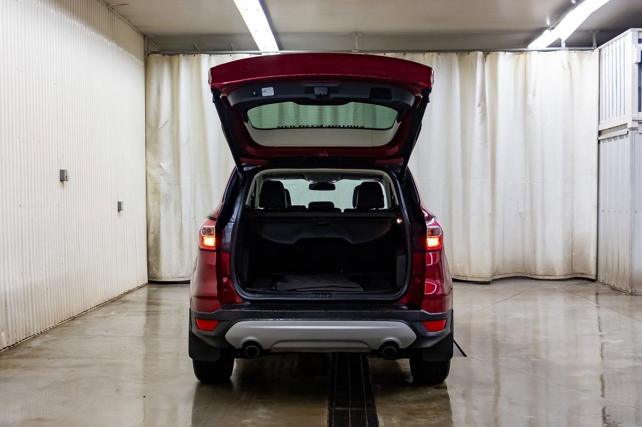 2018 Ford Escape AWD Titanium Leather Roof Nav Red Deer AB