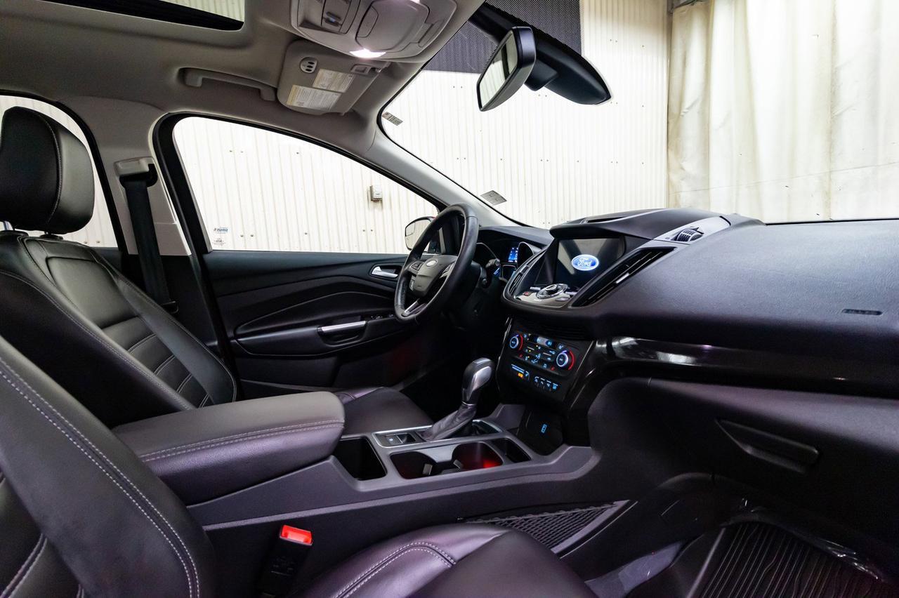 2018 Ford Escape AWD Titanium Leather Roof Nav Red Deer AB