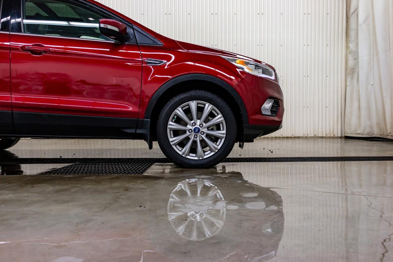 2018 Ford Escape AWD Titanium Leather Roof Nav Red Deer AB