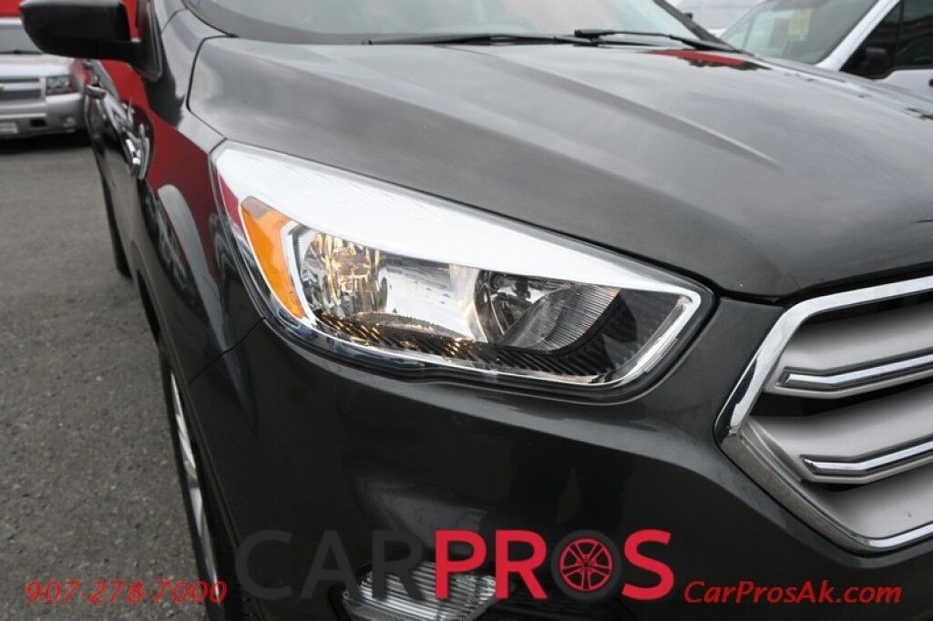 2018 Ford Escape SE - AWD - Auto Start - Power Driver's Seat - Front Heated Cloth Seats - Dual Climate Control - Cruise Control - Bluetooth - Backup Camera - Aluminum Wheels - Keyless Entry - Only 62K Miles - 28 MPG Anchorage AK