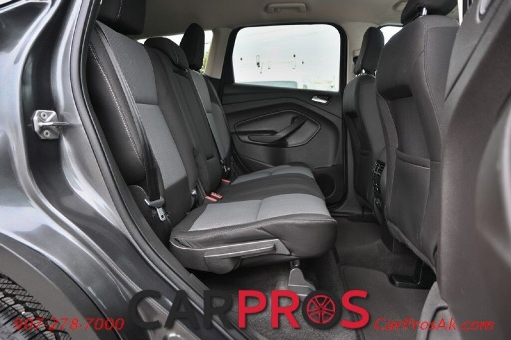 2018 Ford Escape SE - AWD - Auto Start - Power Driver's Seat - Front Heated Cloth Seats - Dual Climate Control - Cruise Control - Bluetooth - Backup Camera - Aluminum Wheels - Keyless Entry - Only 62K Miles - 28 MPG Anchorage AK