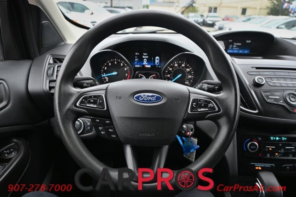 2018 Ford Escape SE - AWD - Auto Start - Power Driver's Seat - Front Heated Cloth Seats - Dual Climate Control - Cruise Control - Bluetooth - Backup Camera - Aluminum Wheels - Keyless Entry - Only 62K Miles - 28 MPG Anchorage AK