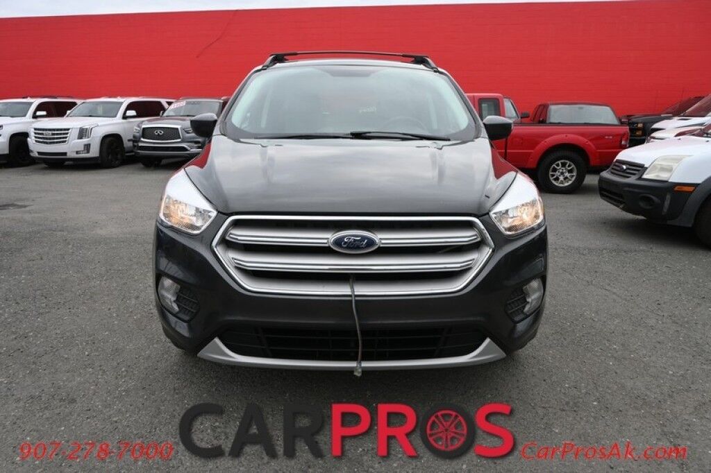 2018 Ford Escape SE - AWD - Auto Start - Power Driver's Seat - Front Heated Cloth Seats - Dual Climate Control - Cruise Control - Bluetooth - Backup Camera - Aluminum Wheels - Keyless Entry - Only 62K Miles - 28 MPG
