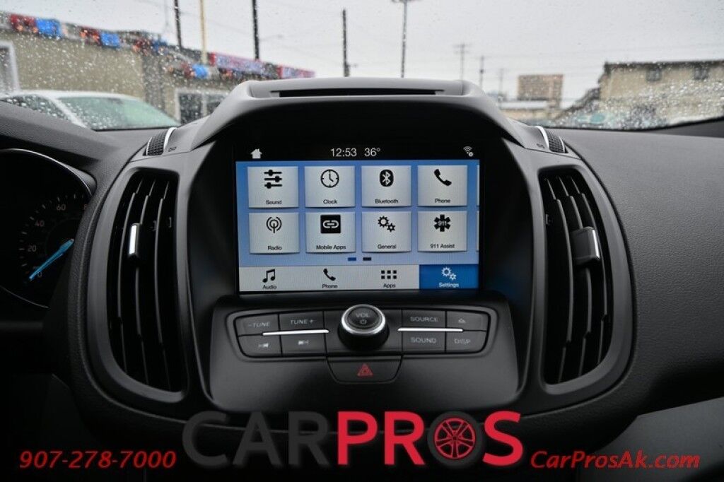 2018 Ford Escape SE - AWD - SE Sync 3 Package - Power & Heated Cloth Seats - Bluetooth - Apple Car Play - Android Auto - Smart Charging USB Ports - Cruise Control - Backup Camera - Keyless Entry - 1 Owner Anchorage AK