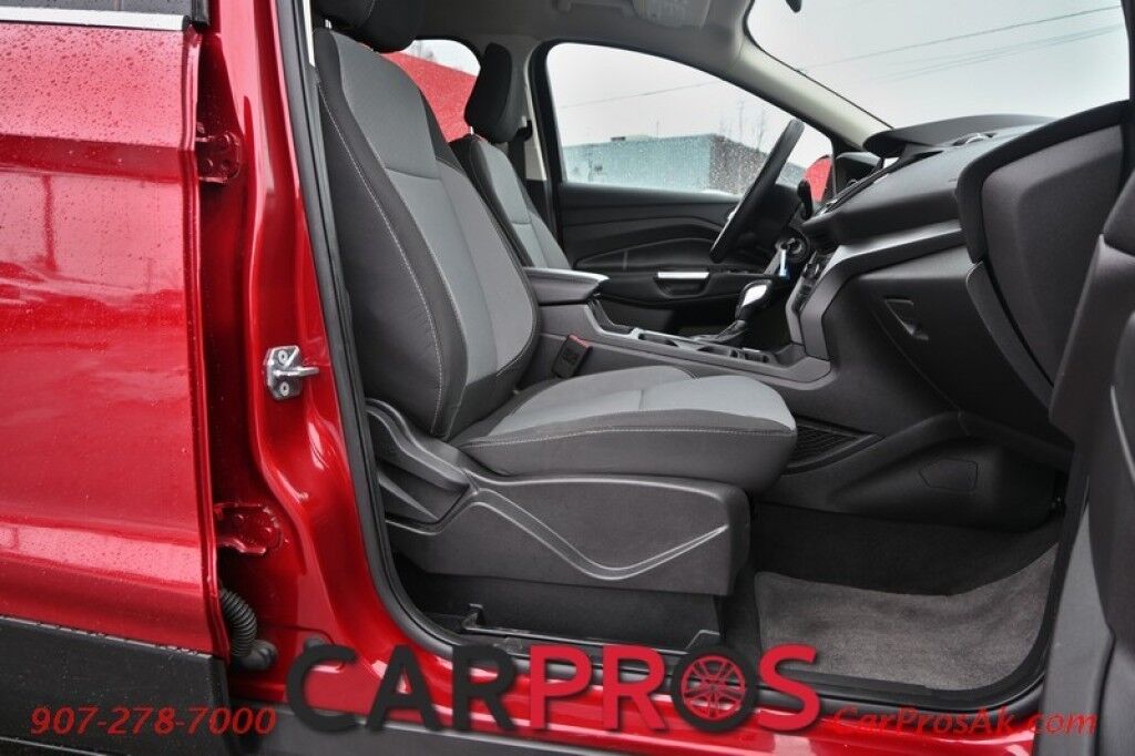 2018 Ford Escape SE - AWD - SE Sync 3 Package - Power & Heated Cloth Seats - Bluetooth - Apple Car Play - Android Auto - Smart Charging USB Ports - Cruise Control - Backup Camera - Keyless Entry - 1 Owner Anchorage AK
