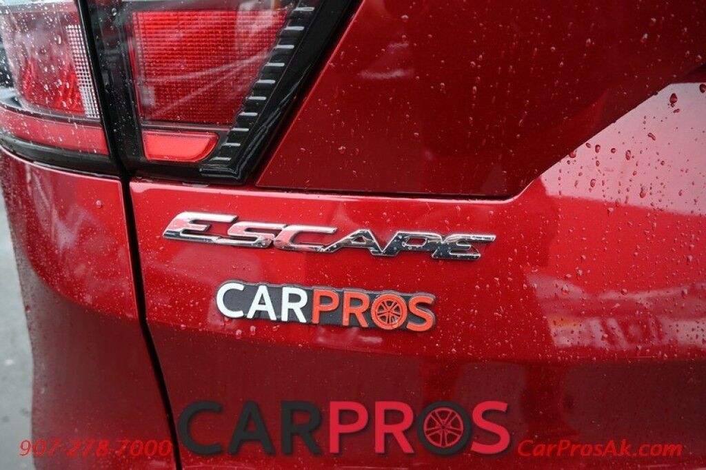 2018 Ford Escape SE - AWD - SE Sync 3 Package - Power & Heated Cloth Seats - Bluetooth - Apple Car Play - Android Auto - Smart Charging USB Ports - Cruise Control - Backup Camera - Keyless Entry - 1 Owner Anchorage AK