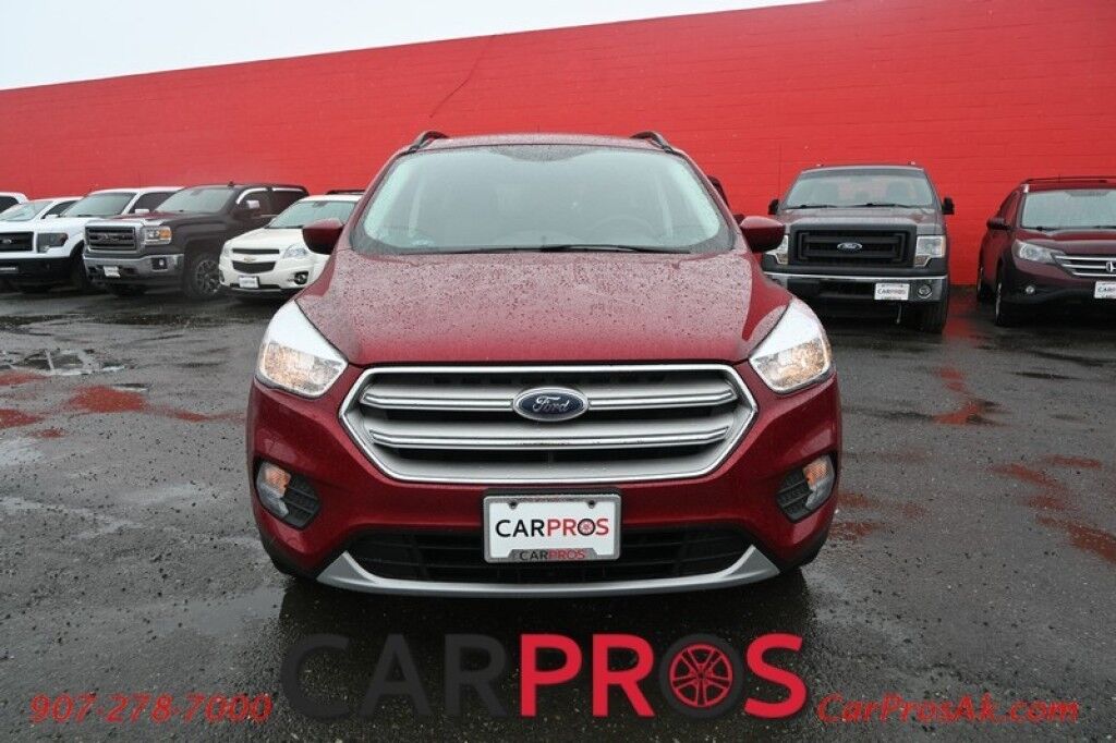 2018 Ford Escape SE - AWD - SE Sync 3 Package - Power & Heated Cloth Seats - Bluetooth - Apple Car Play - Android Auto - Smart Charging USB Ports - Cruise Control - Backup Camera - Keyless Entry - 1 Owner