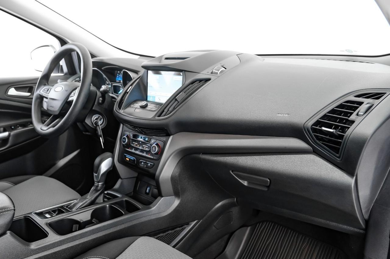 2018 Ford Escape SE 4WD AUTOMATIC HEATED SEATS REAR CAMERA BLUETOOTH POWER DRIVER Carrollton TX