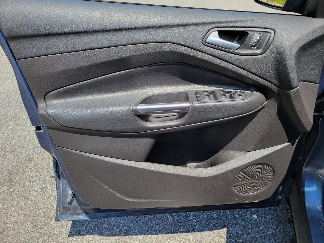 2018 Ford Escape SE Charlton MA