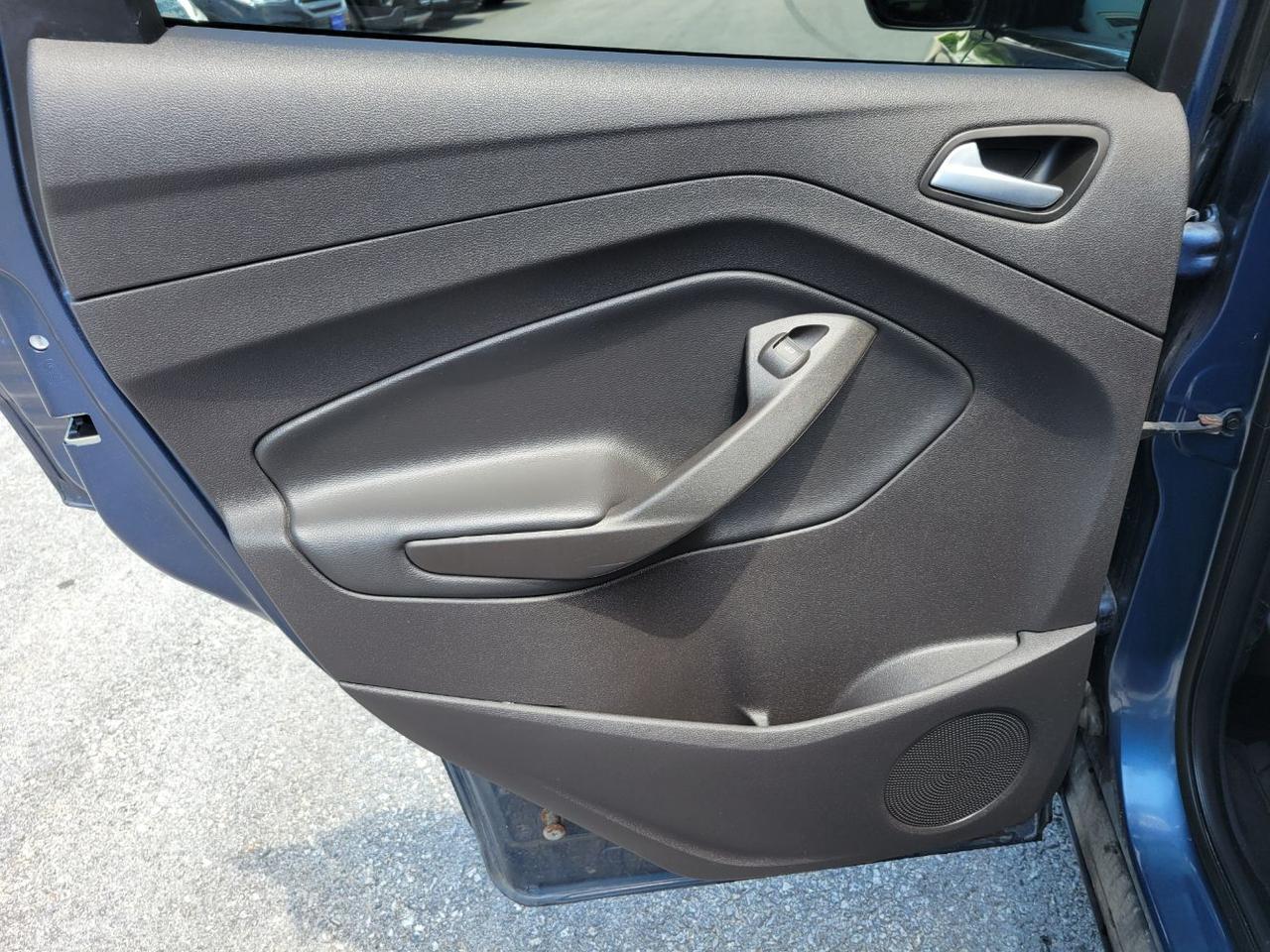 2018 Ford Escape SE Charlton MA