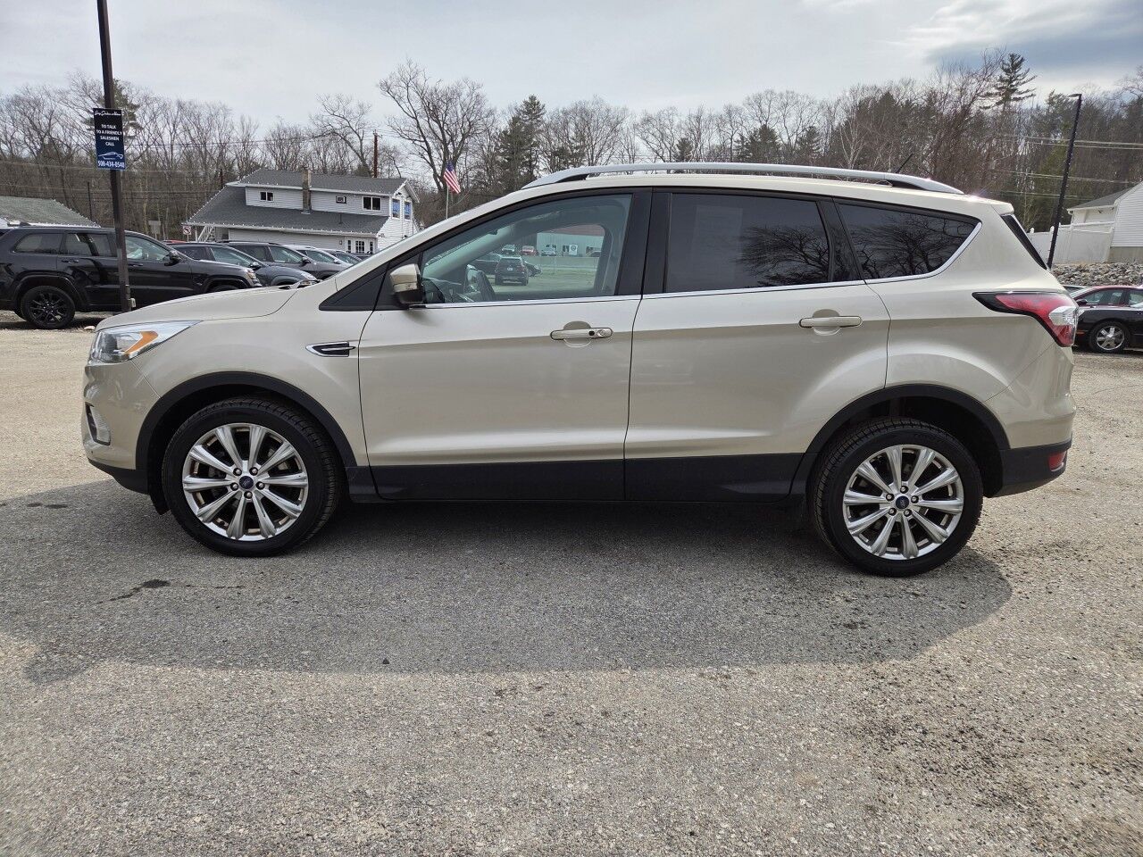 2018 Ford Escape Titanium Charlton MA