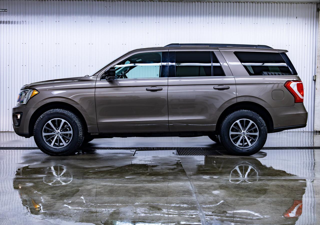 2018 Ford Expedition 4X4 XLT BUCKETS PSEAT Red Deer AB