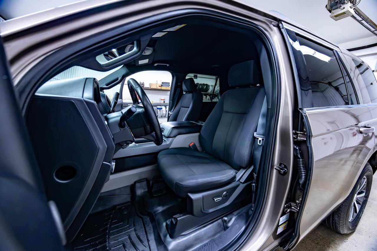 2018 Ford Expedition 4X4 XLT BUCKETS PSEAT Red Deer AB