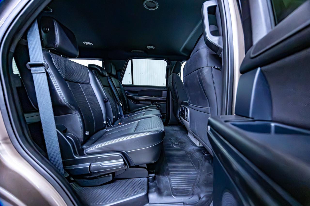 2018 Ford Expedition 4X4 XLT BUCKETS PSEAT Red Deer AB