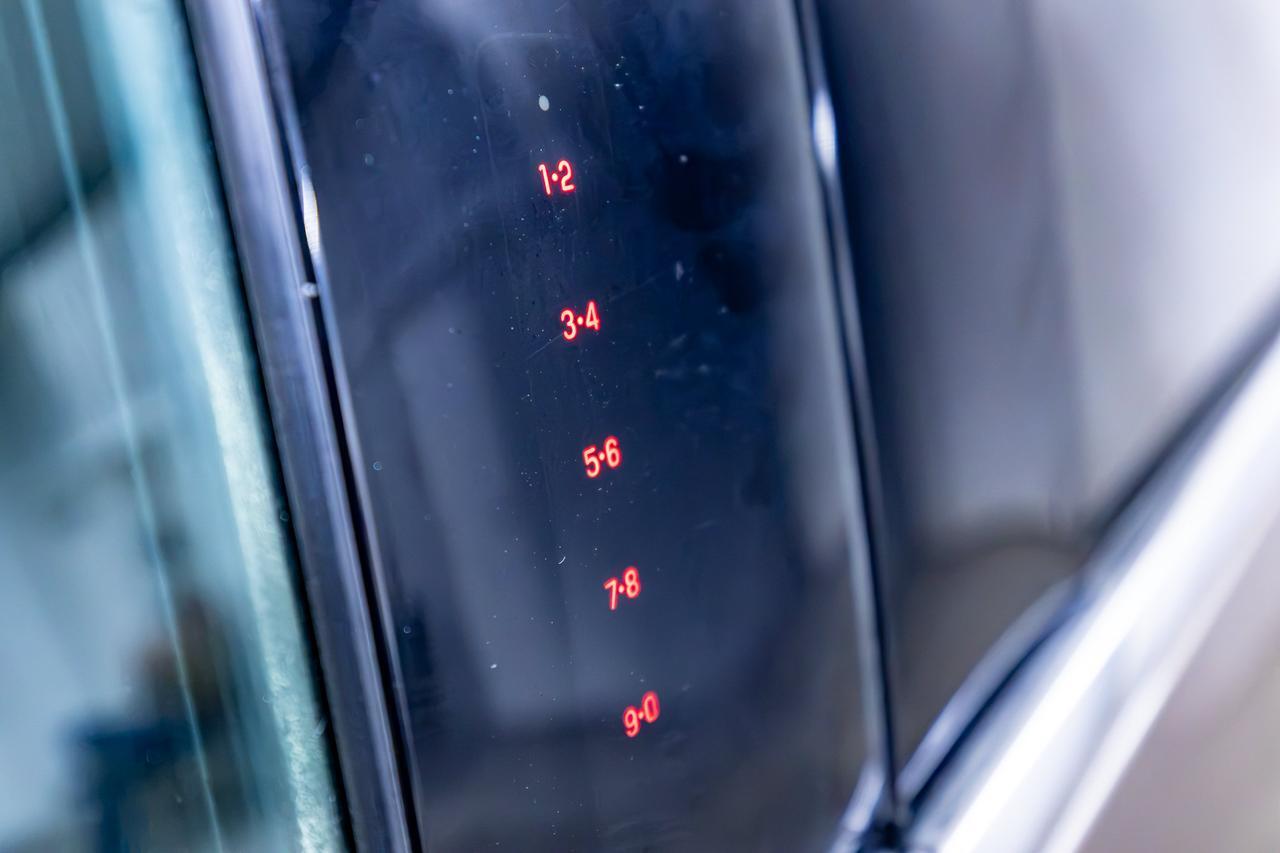 2018 Ford Expedition 4X4 XLT BUCKETS PSEAT Red Deer AB