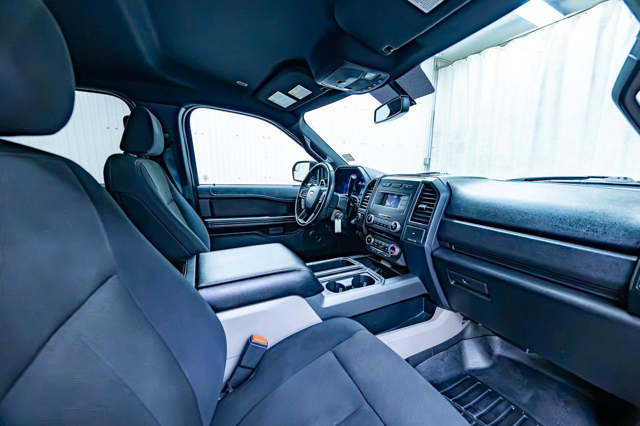 2018 Ford Expedition 4X4 XLT BUCKETS PSEAT Red Deer AB