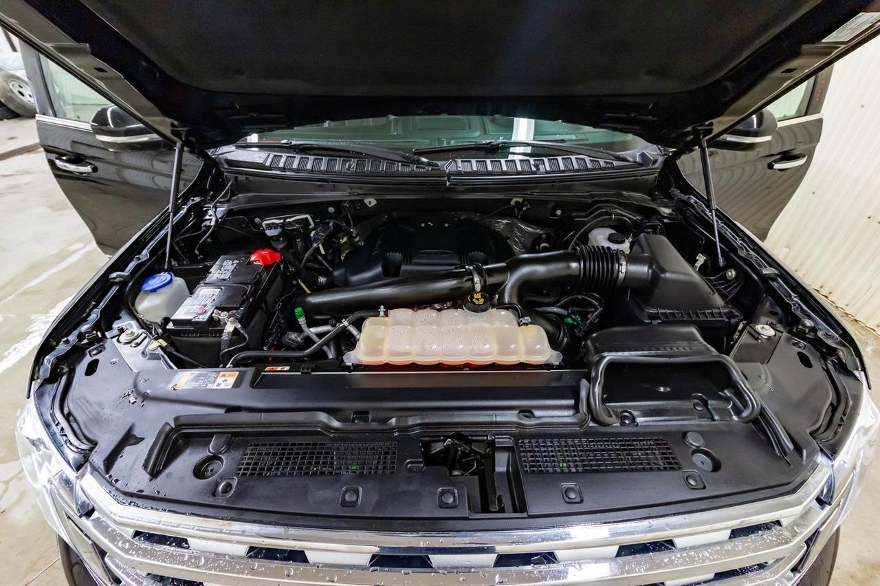 2018 Ford Expedition 4x4 Limited Max Leather Roof Nav Red Deer AB