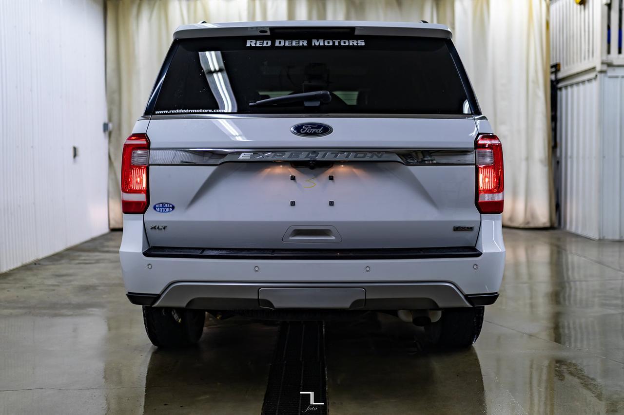 2018 Ford Expedition 4x4 XLT FX4 Leather Roof BCam Red Deer AB