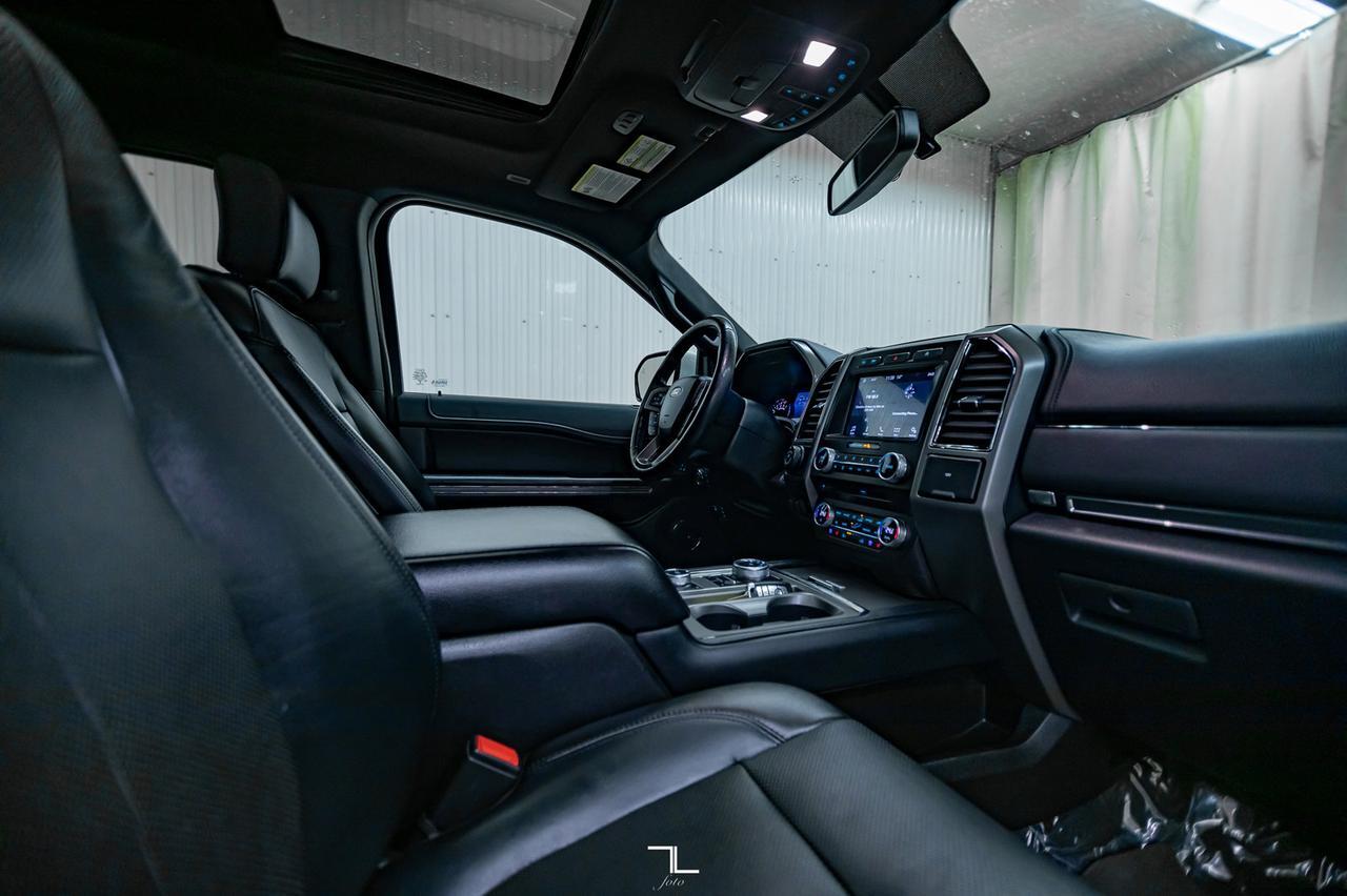 2018 Ford Expedition 4x4 XLT FX4 Leather Roof BCam Red Deer AB