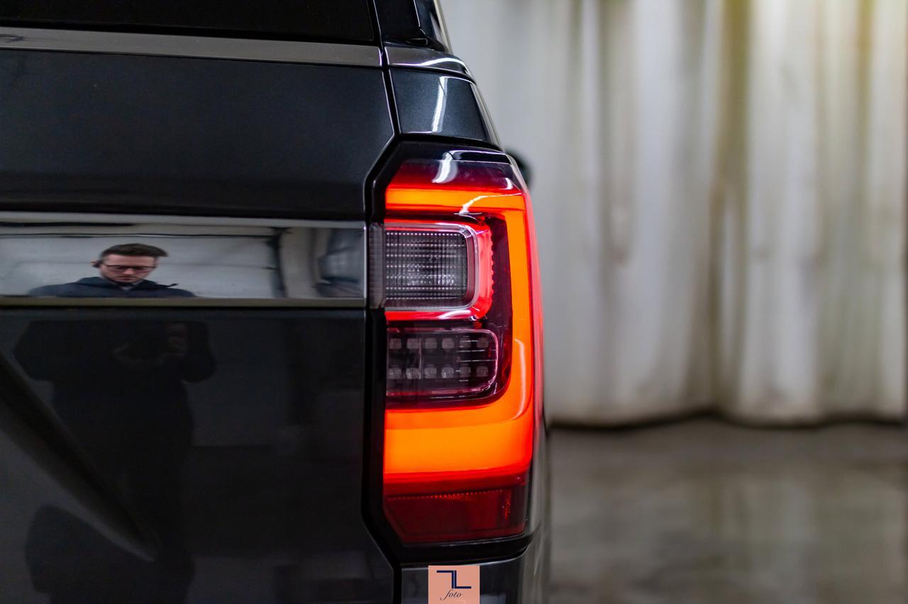 2018 Ford Expedition AWD Limited Leather Roof Nav BCam Red Deer AB