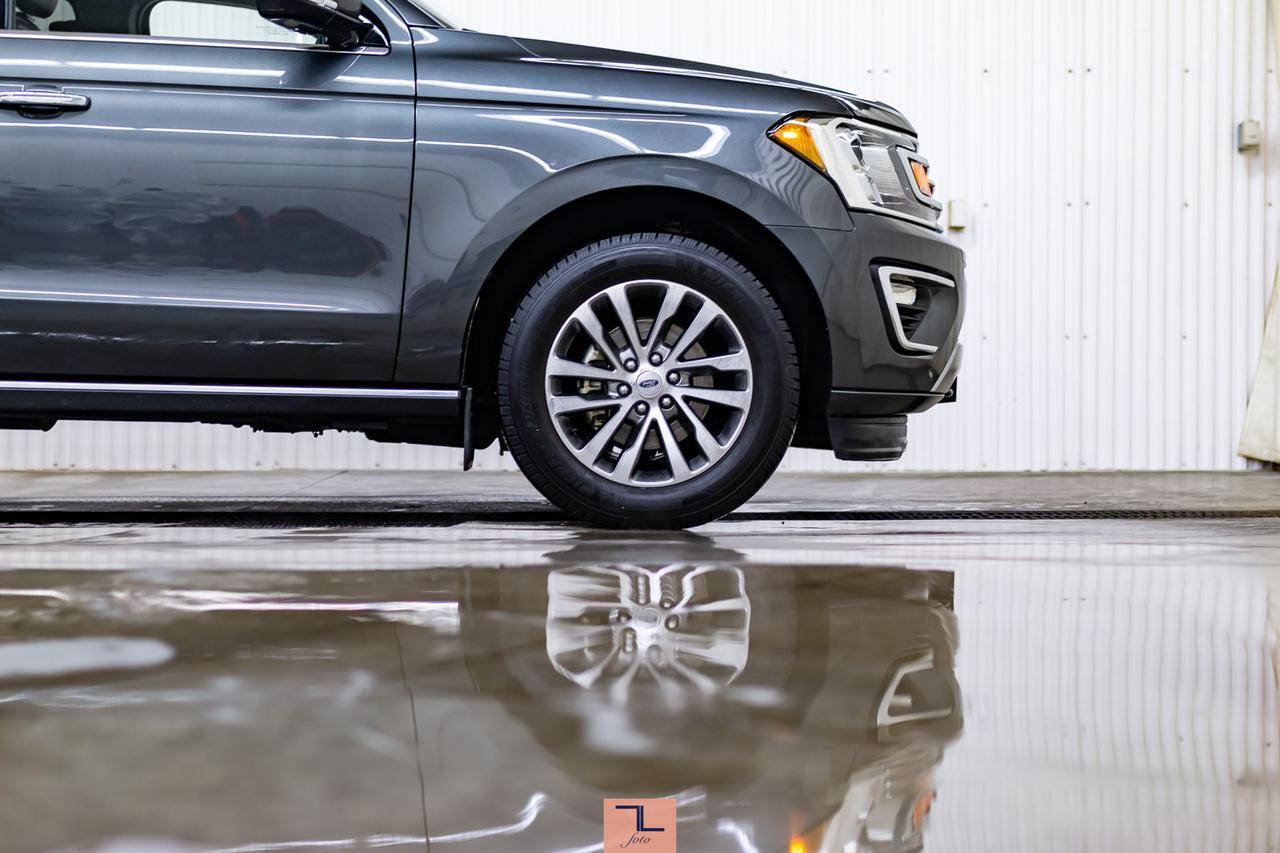 2018 Ford Expedition AWD Limited Leather Roof Nav BCam Red Deer AB