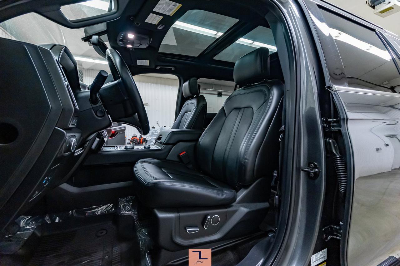 2018 Ford Expedition AWD Limited Leather Roof Nav BCam Red Deer AB