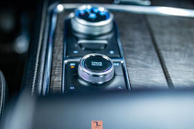 2018 Ford Expedition AWD Limited Leather Roof Nav BCam Red Deer AB